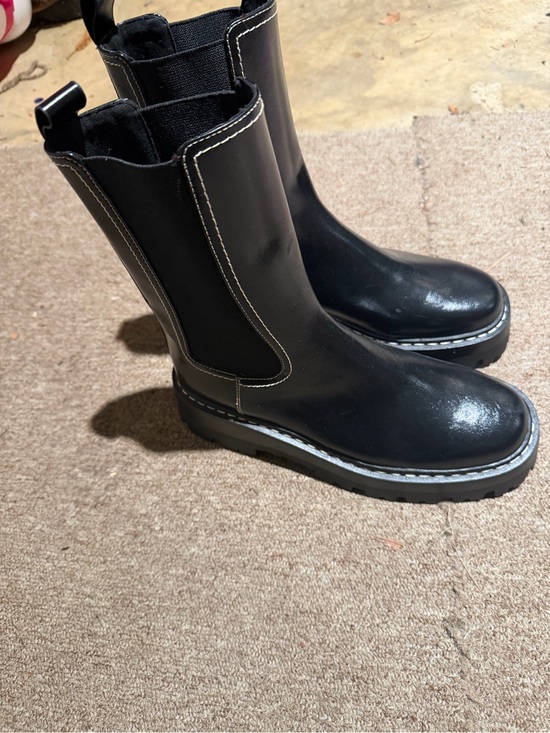 H&M Shoes - Black block heel Boots with Contrast Stitching
